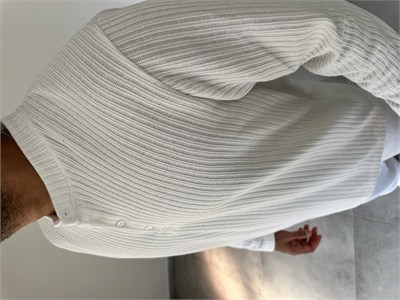Ekru Renk Düğme Detaylı İnce Sweatshirt