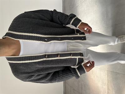 Gri Renk Oversize Kesim Vintage Tasarım Hırka