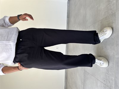 Gabardin Kumaş Siyah Renk Rahat Kesim İnce Baggy Pantolon