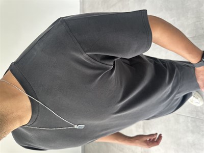 Siyah Renk  Rahat Kesim Kupra Kumaş T-Shirt