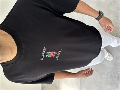 Siyah Renk Blueberry Nakış Ve Baskı Detaylı Oversize T-Shirt