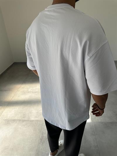 Beyaz Renk Bisiklet Yaka Oversize T-Shirt