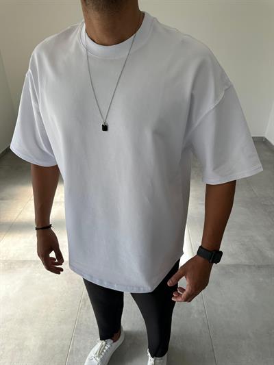 Beyaz Renk Bisiklet Yaka Kalın Kumaş Oversize T-Shirt