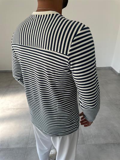 Beyaza Lacivert Çizgili Basic Sweatshirt