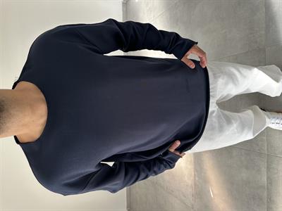 Lacivert Renk Kesik Yaka Detaylı Oversize Kesim Sweatshirt