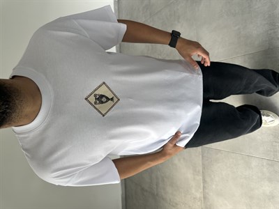 Beyaz Renk Rather Be Here Nakış Ve Pantch Detaylı Oversize T-Shirt