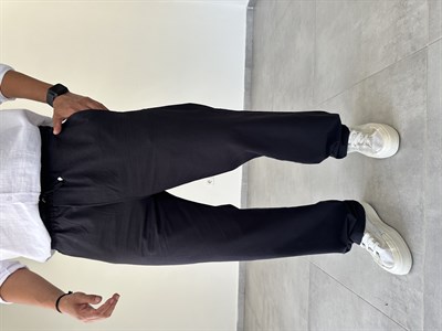 Gabardin Kumaş Siyah Renk Rahat Kesim İnce Baggy Pantolon