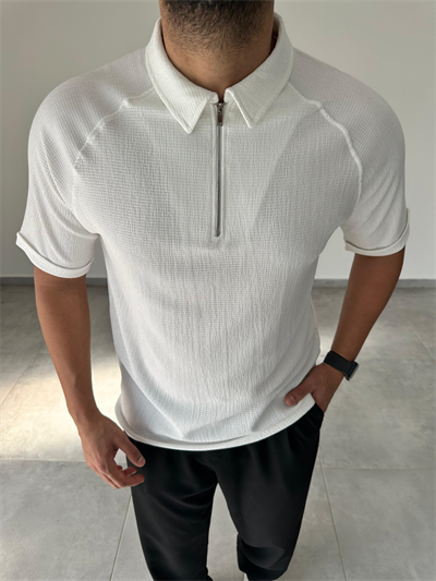 Beyaz Renk Fermuarlı Polo Yaka T-Shirt