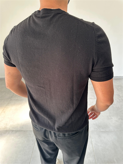 Düğme Detaylı Siyah Renk  Premium Kalite Basic Triko T-Shirt