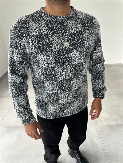Gri Renk Kendinden Desenli Basic Triko