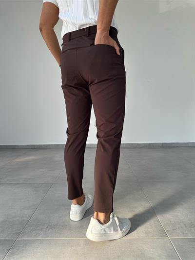 Kahve Renk Düğme Kemer Detaylı Kumaş Pantolon
