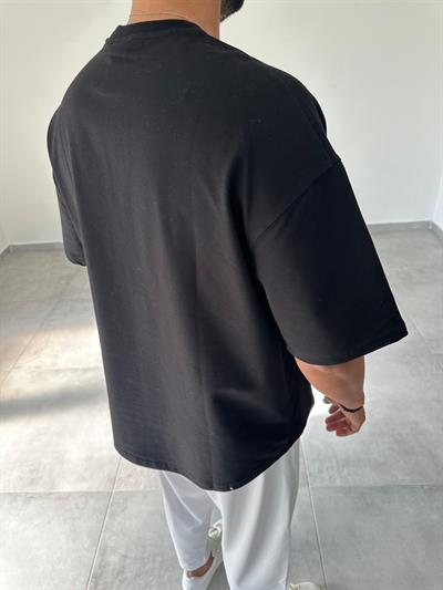 Siyah Renk Bisiklet Yaka Oversize T-Shirt