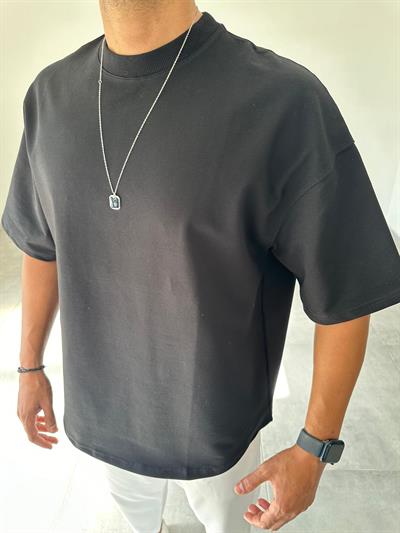 Siyah Renk Bisiklet Yaka Kalın Kumaş Oversize T-Shirt
