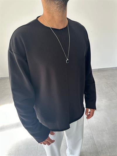 Siyah Renk Kesik Yaka Ve Dikiş Detaylı Oversize Kesim Sweatshirt