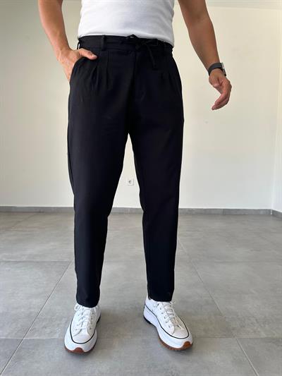 Siyah Renk Ön Kısmı Pile Detaylı Boyfriend Kesim Keten Pantolon