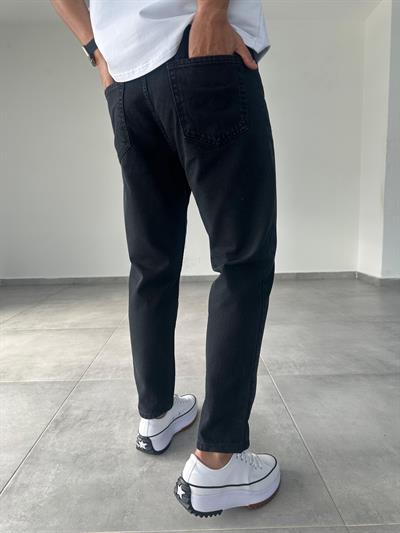 Siyah Yıkama Ve Eskitmeli Boyfriend Jean