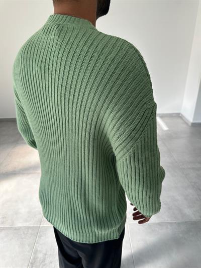 Yeşi Renk Bisiklet Yaka Oversize Örme Kazak