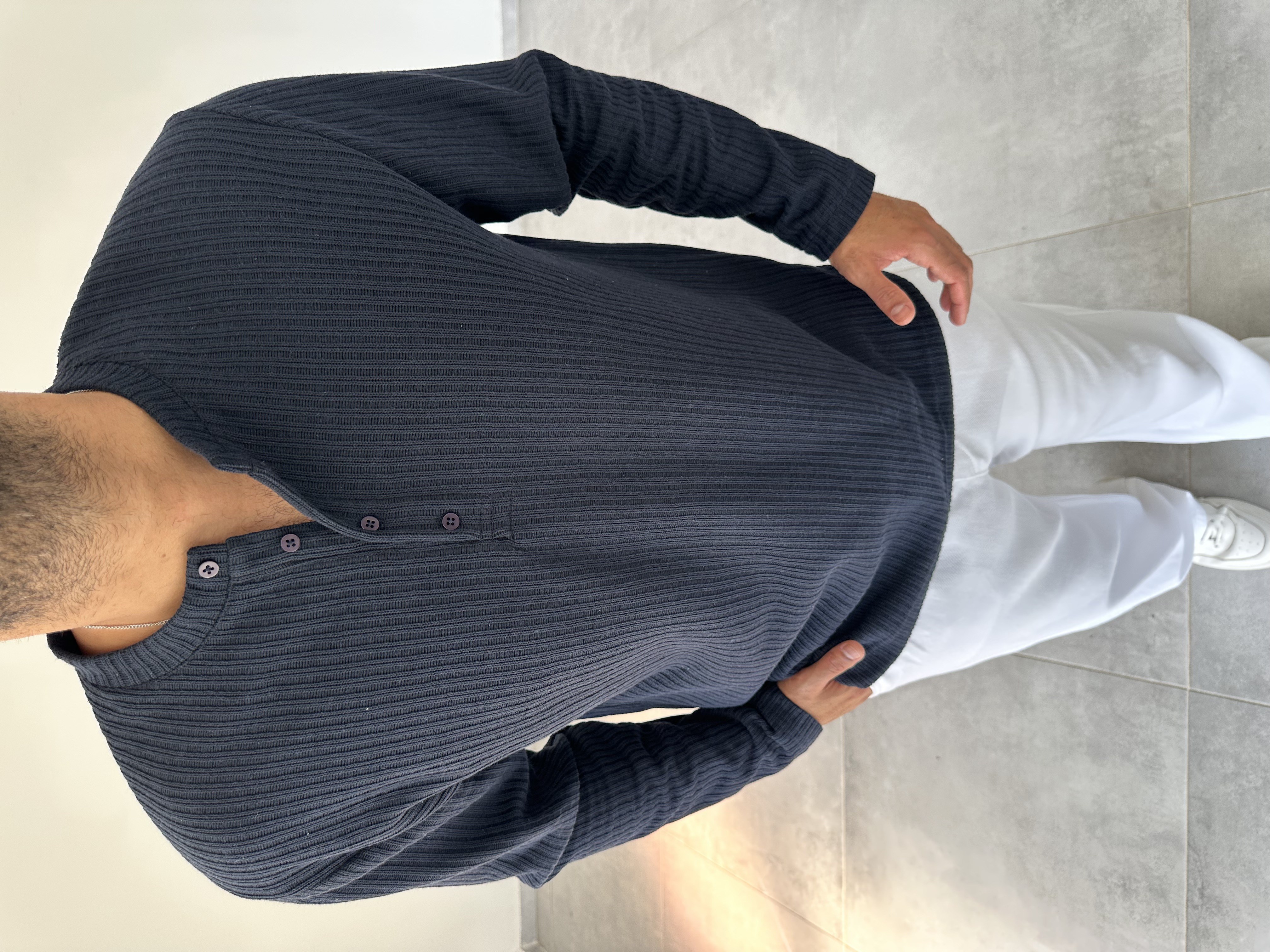 Lacivert Renk Düğme Detaylı İnce Sweatshirt