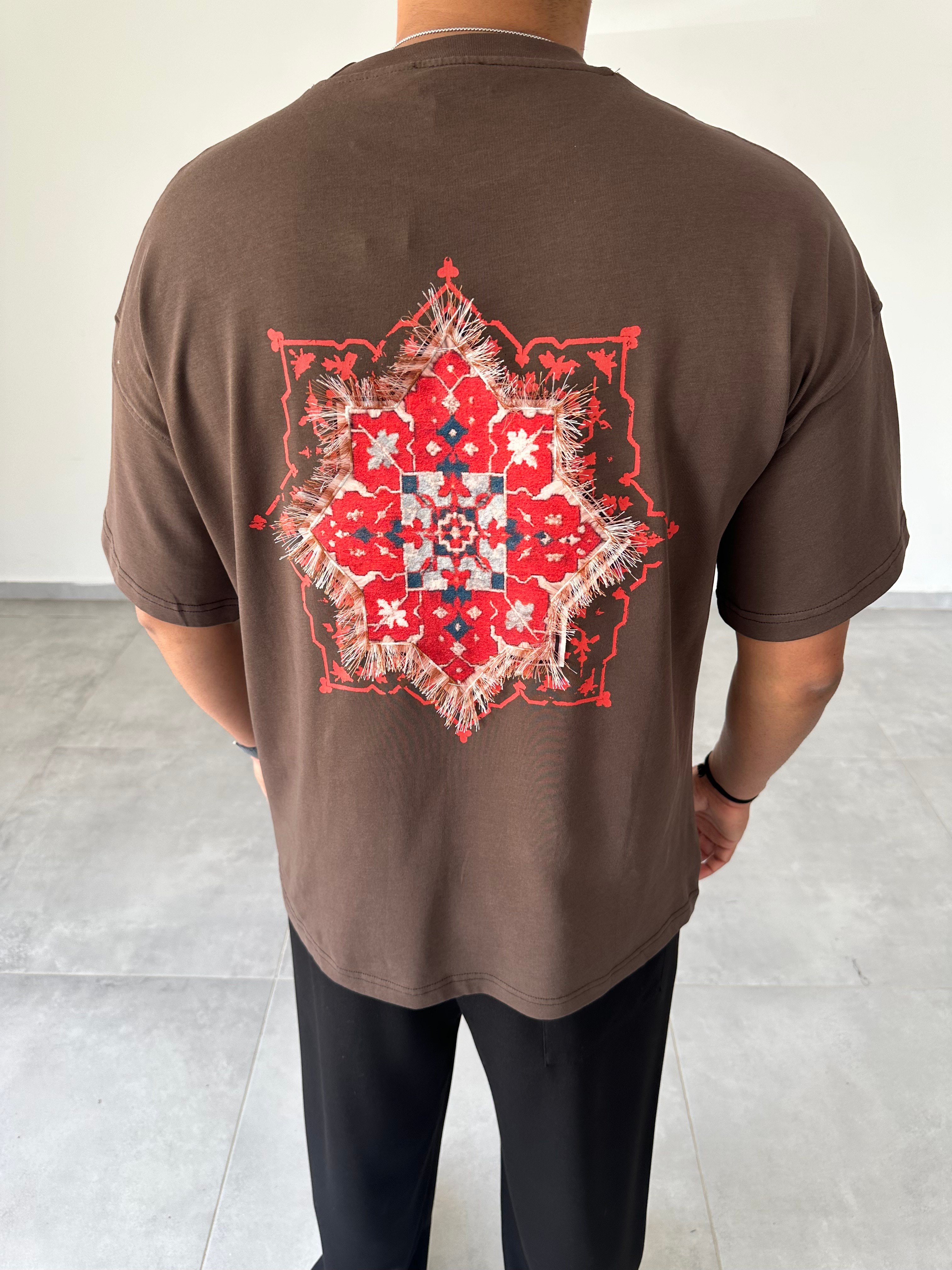 Kahve Renk Ethnic Nakış Ve Pantch Detaylı Oversize Kesim T-Shirt