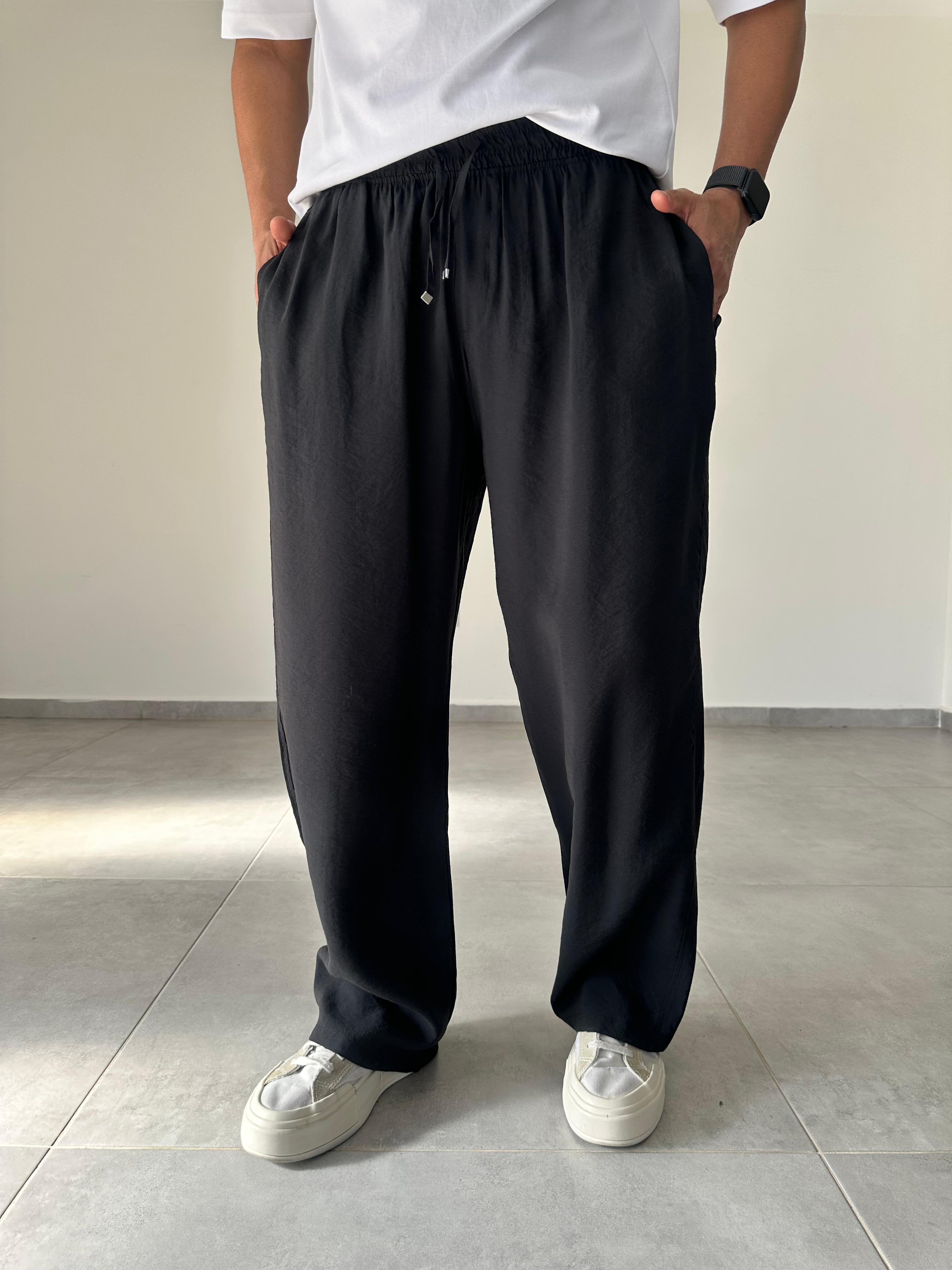 Tensel Kumaş Siyah Renk Rahat Kesim İnce Baggy Pantolon