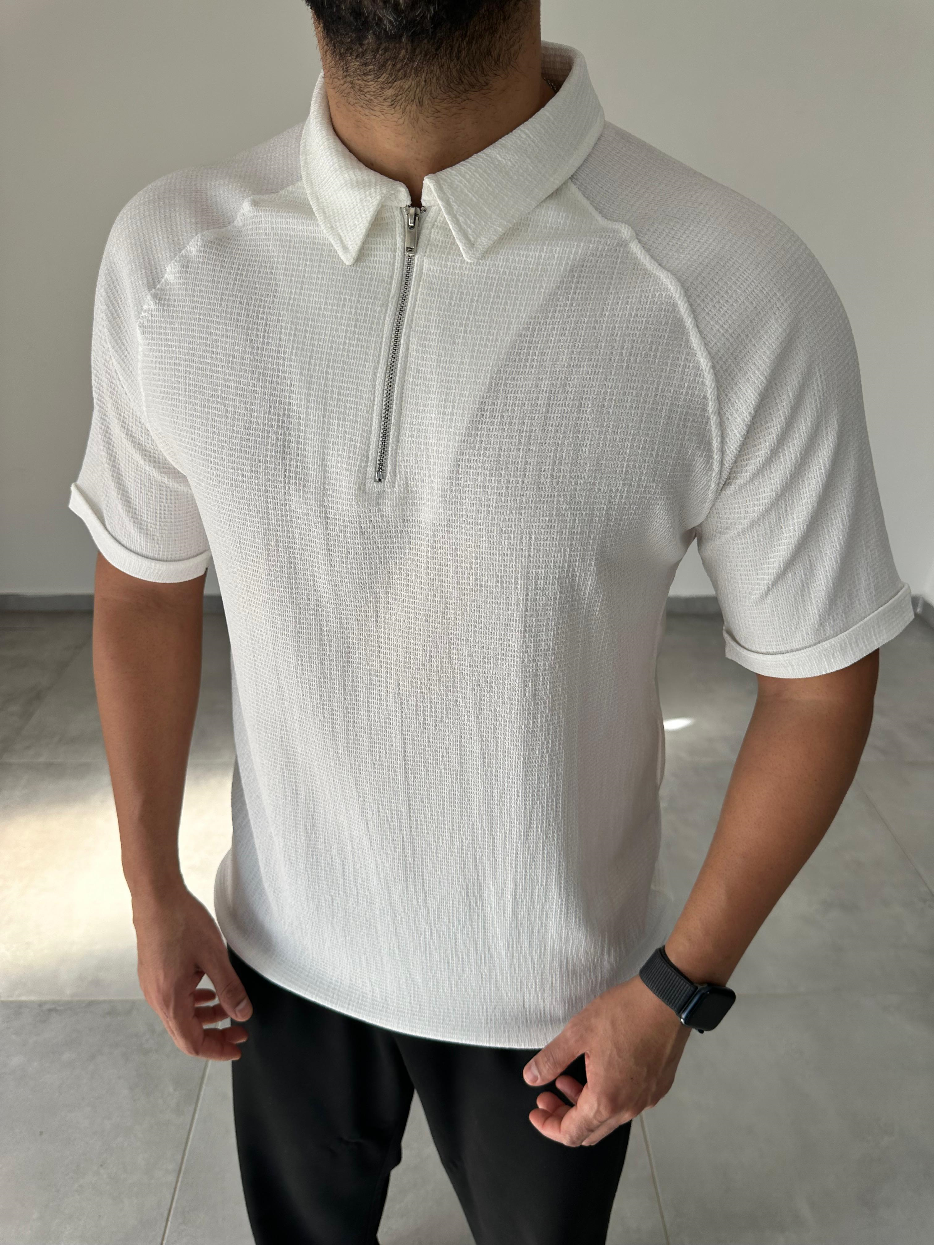 Beyaz Renk Fermuarlı Polo Yaka T-Shirt