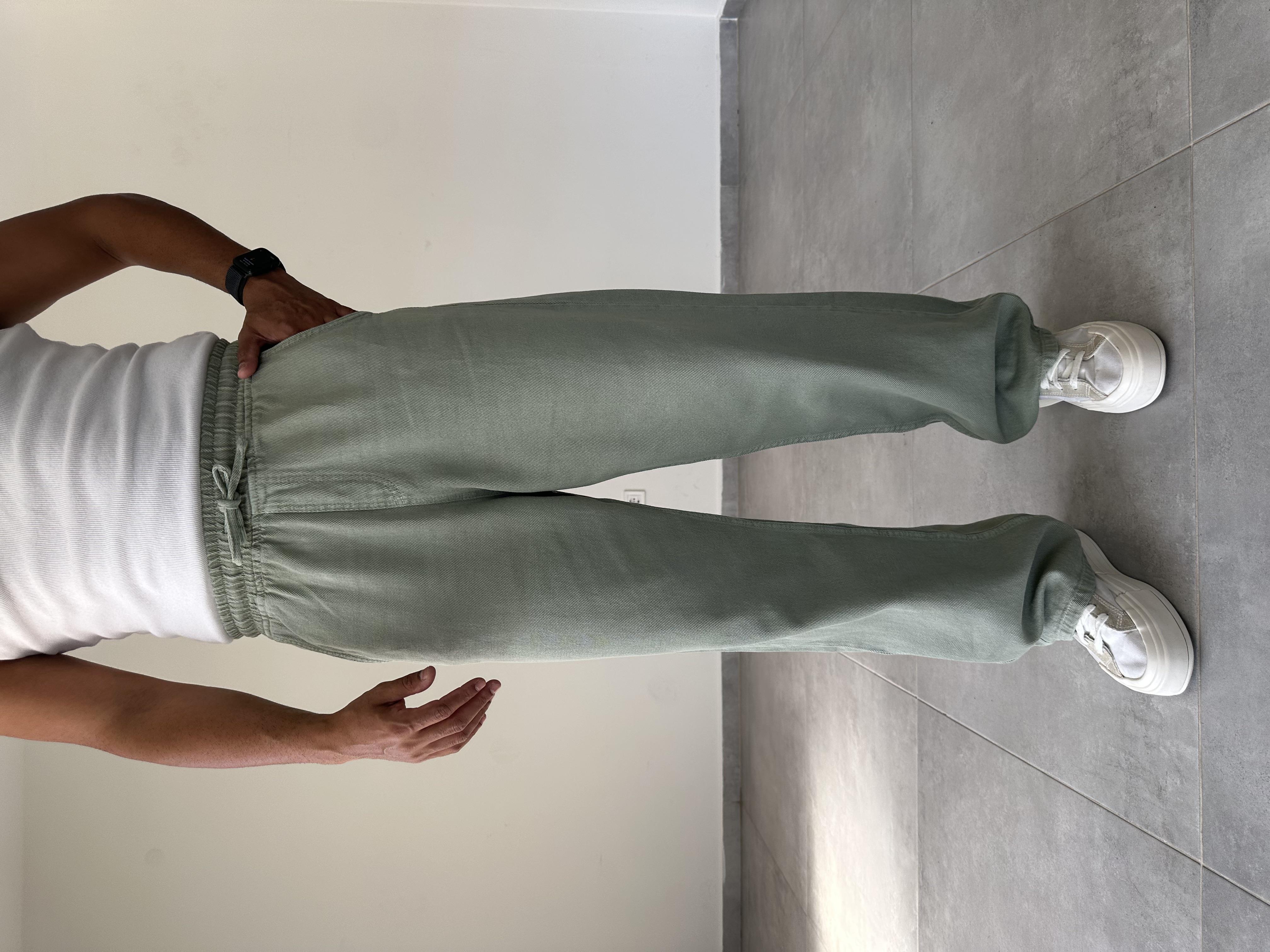 Yeşil Renk Gabardin Kumaş Bol Kesim Baggy Pantolon