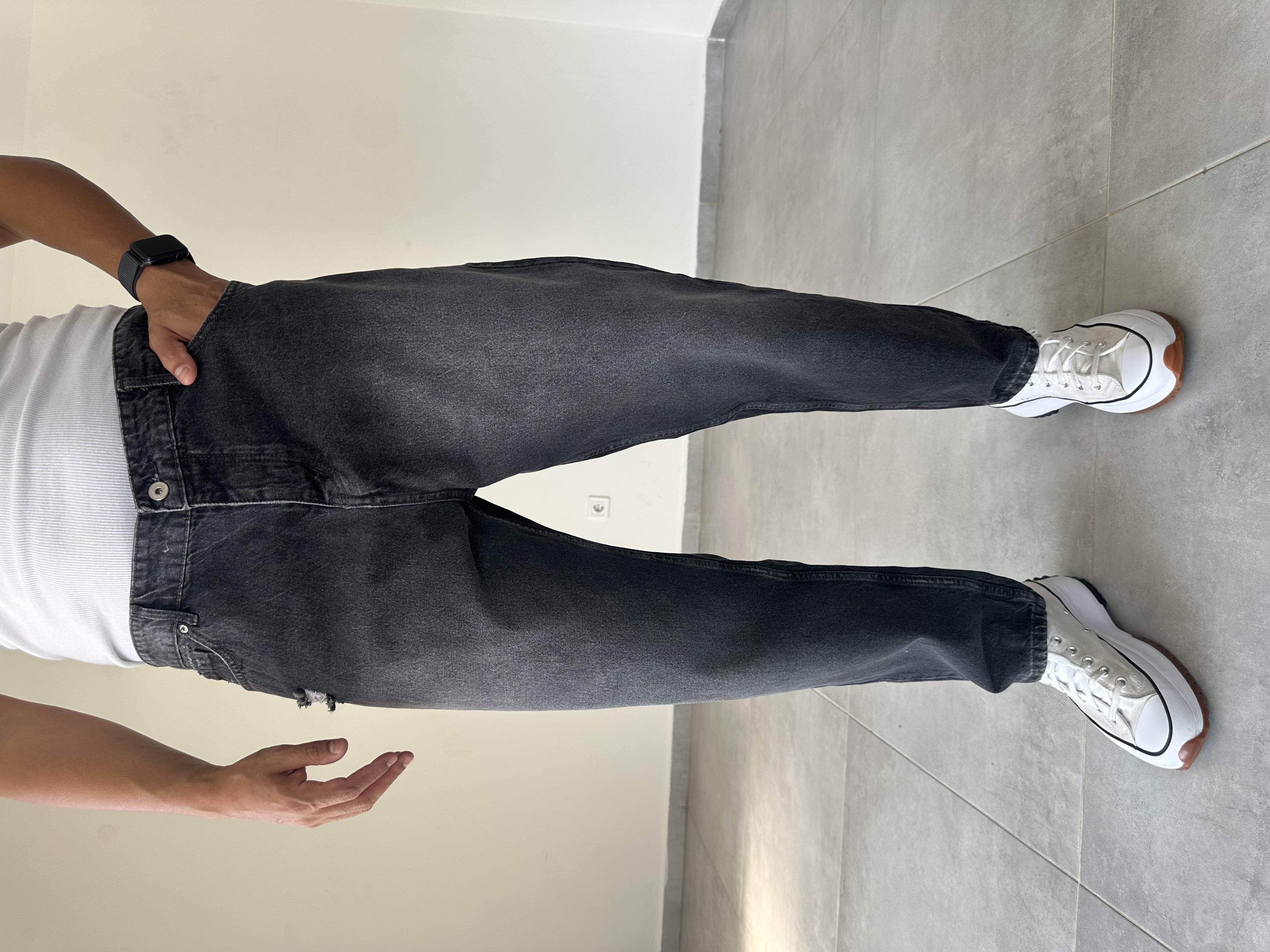 Antrasit Renk Yırtık Detaylı Boyfriend Kesim Kot Pantolon