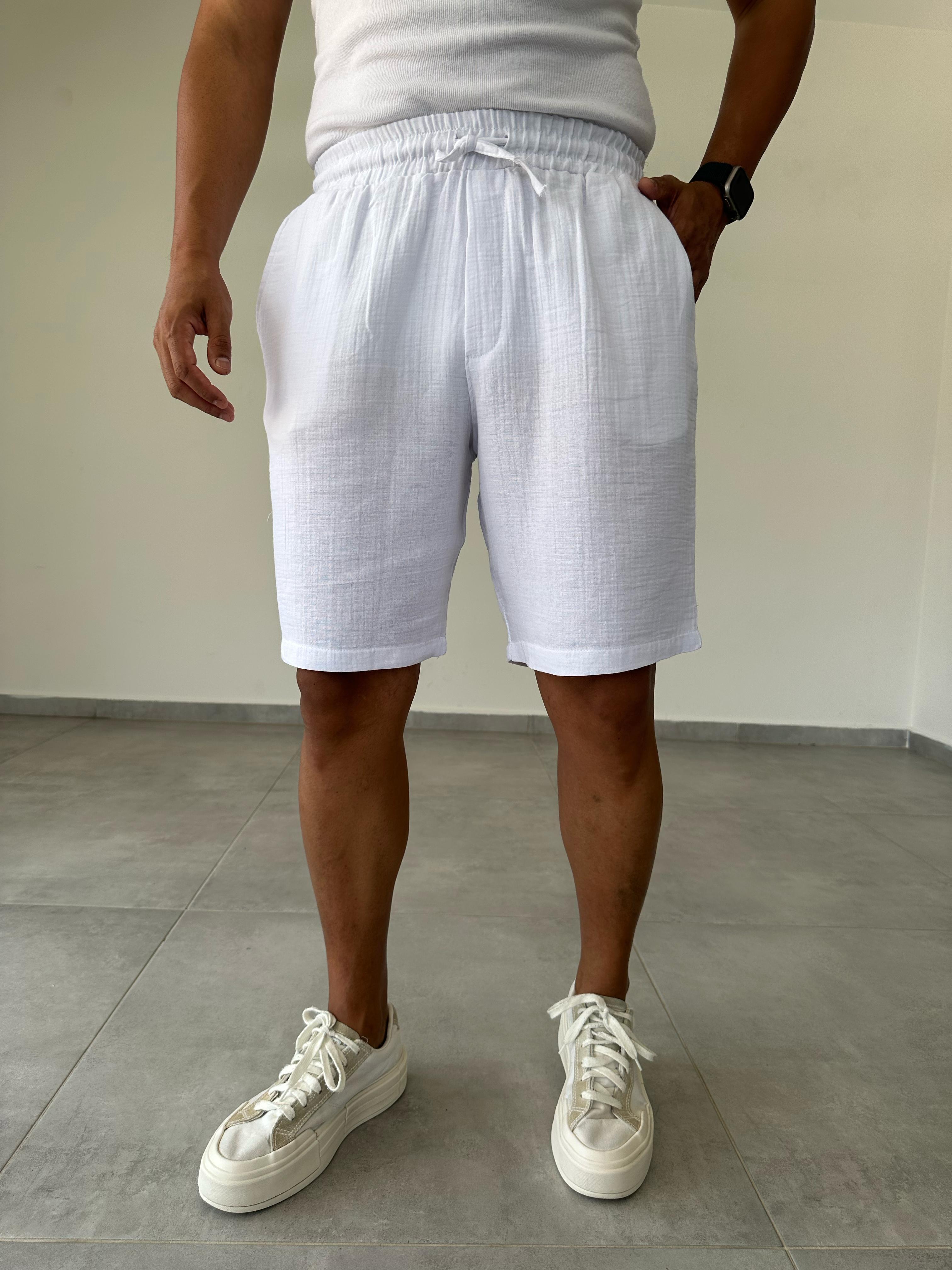 Beyaz Renk Müslin Kumaş Relax Fit Basic Şort