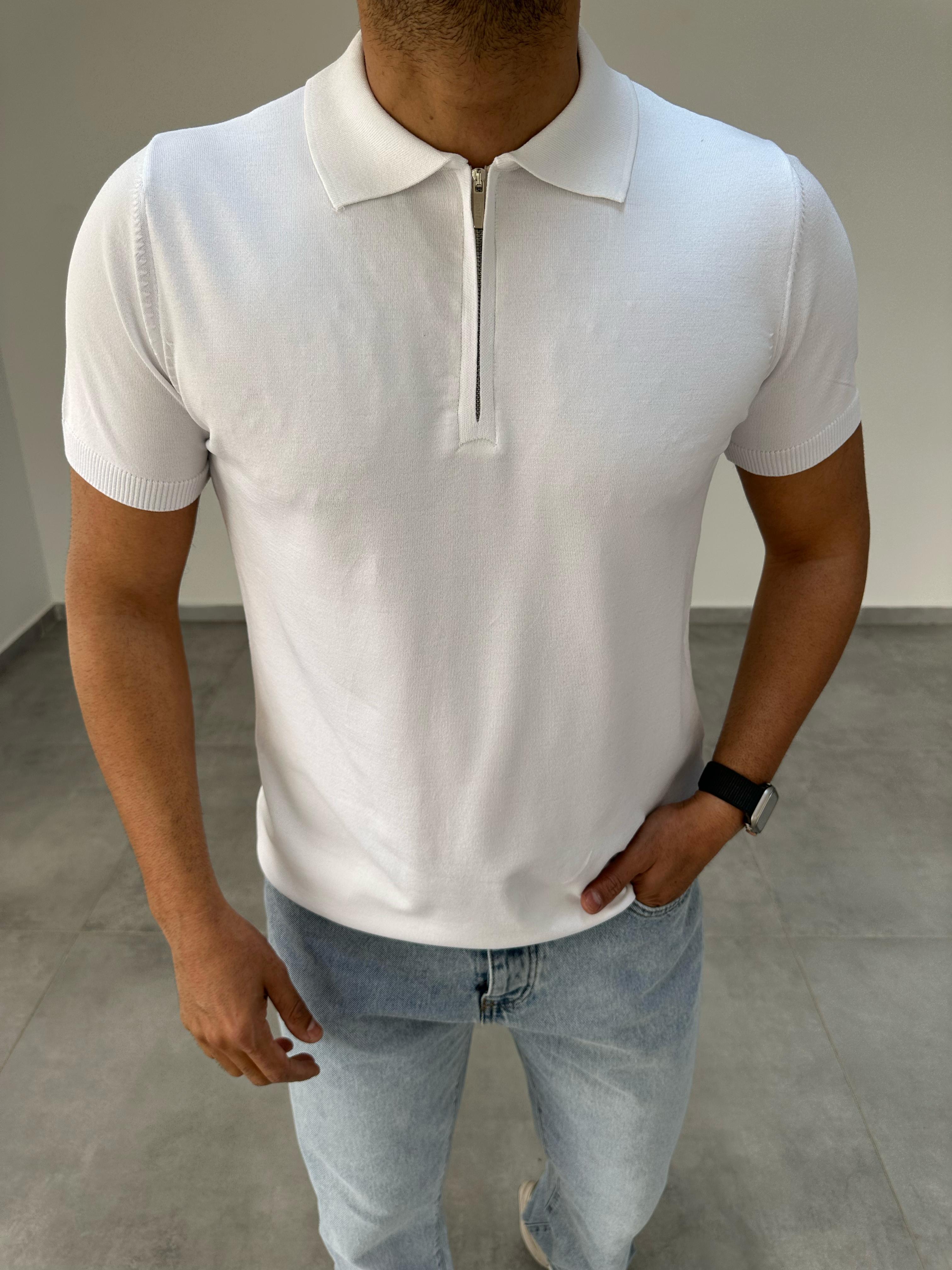 Beyaz Renk Yarım Fermuar Detaylı Triko T-Shirt