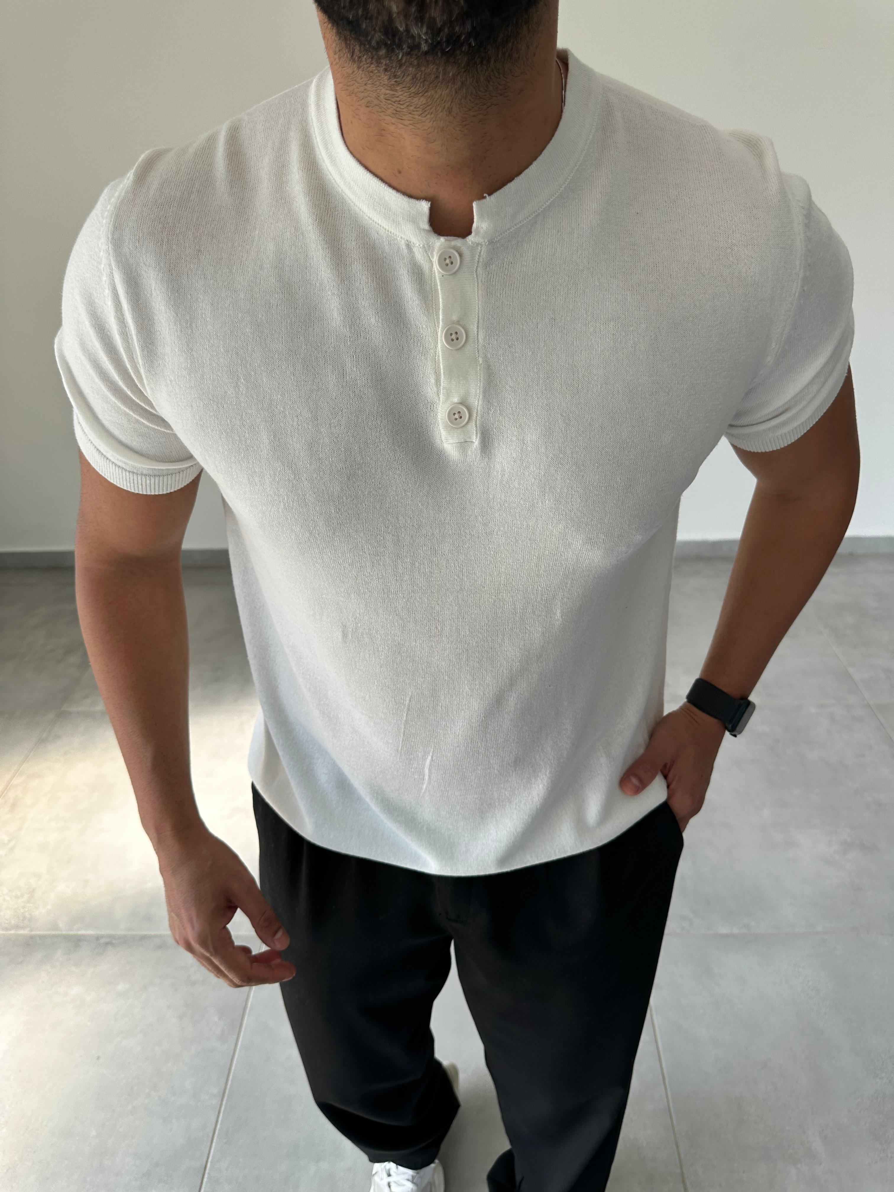 Düğme Detaylı Beyaz Renk  Premium Kalite Basic Triko T-Shirt