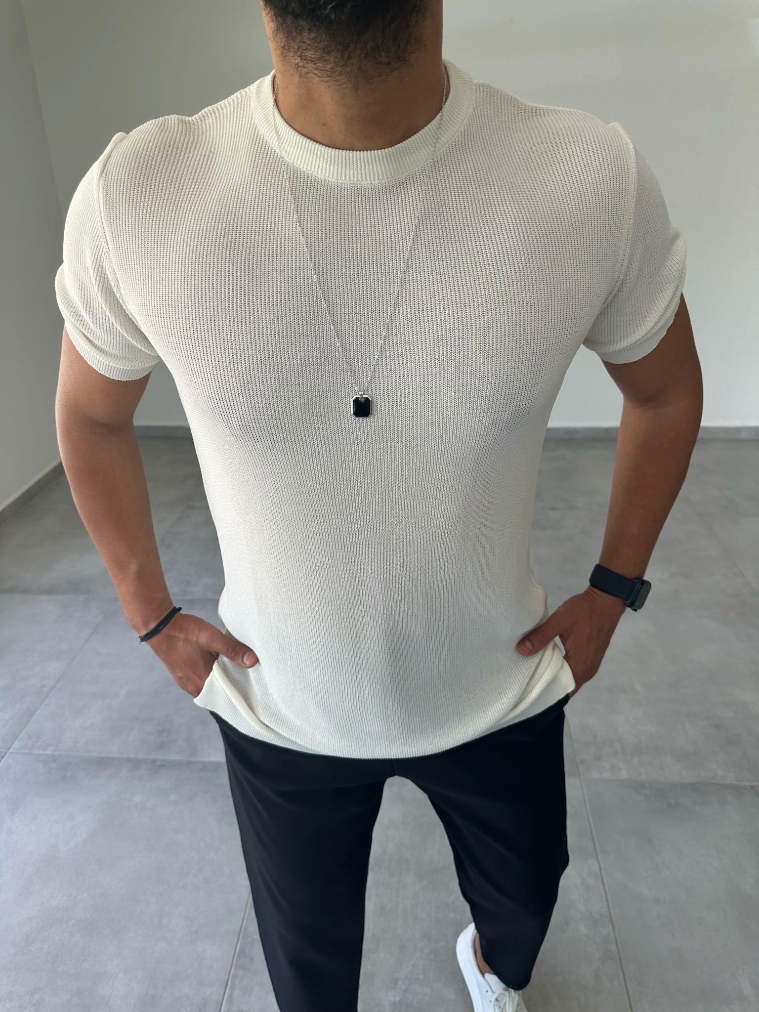 Ekru Rengi Bisiklet Yaka Örme T-Shirt