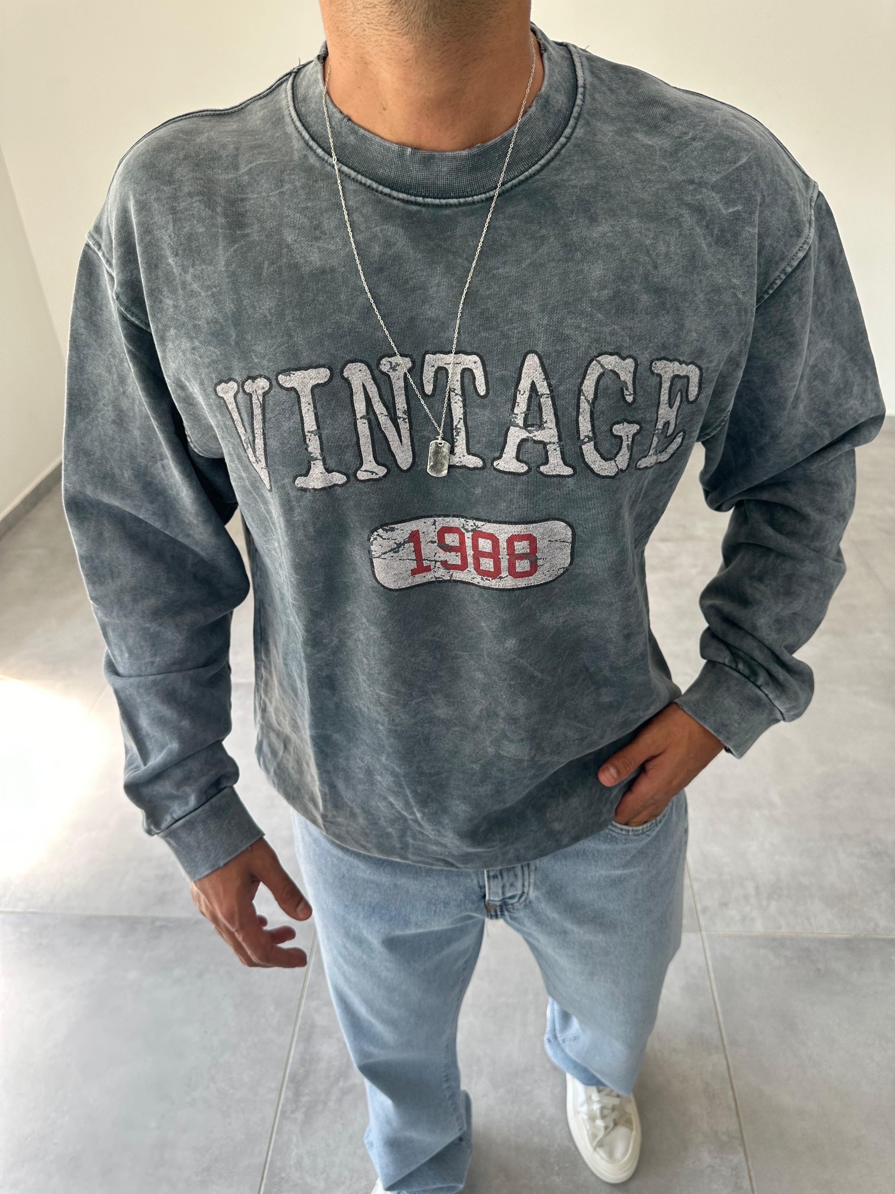 Füme Renk Vintage Baskılı Asit Yıkama Oversize Sweatshirt