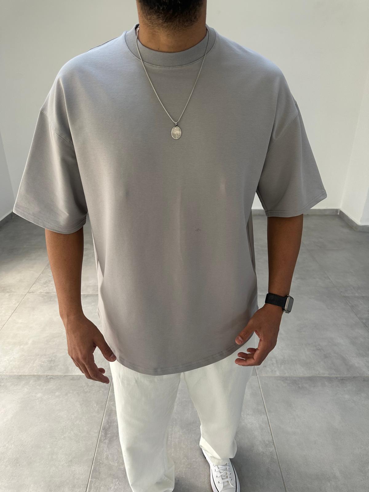 Gri Renk Bisiklet Yaka Kalın Kumaş Oversize T-Shirt