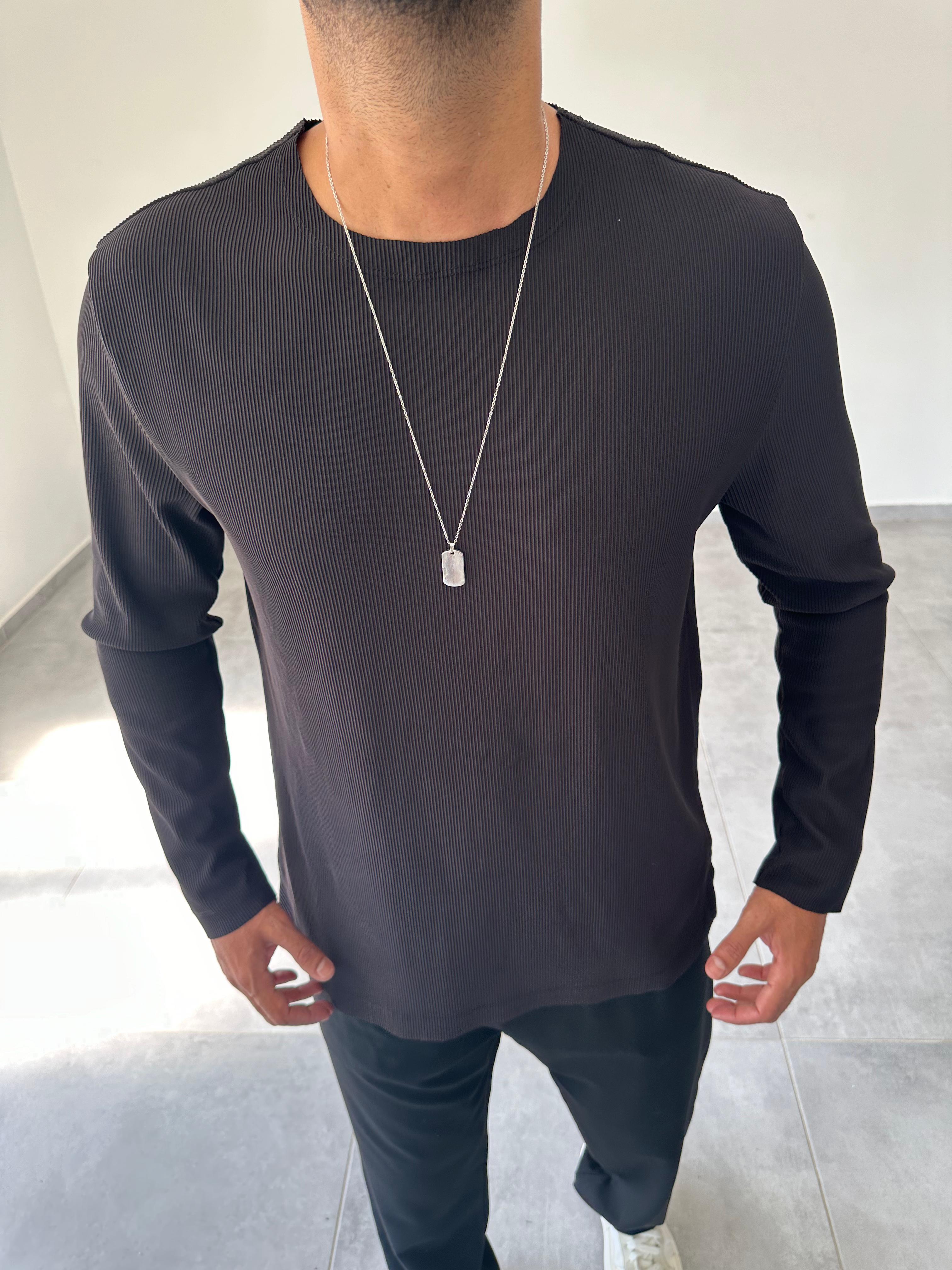 Siyah Renk Kesik Yaka Detaylı Ottoman Kumaş Sweatshirt
