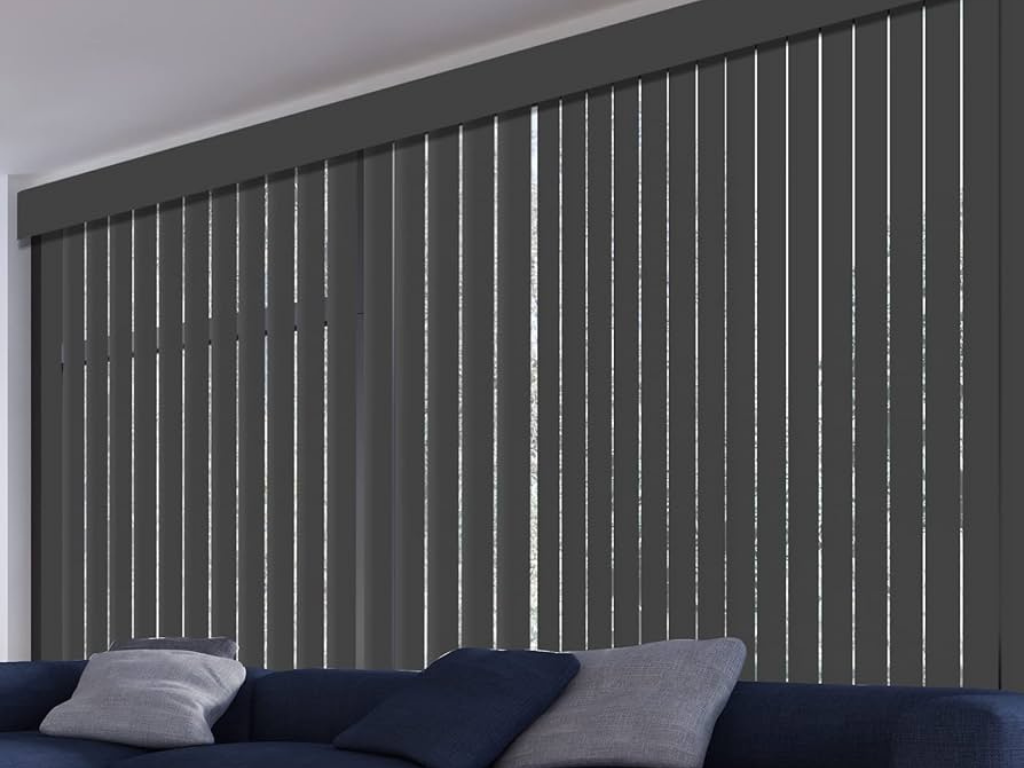 Antrasit Pvc Dikey Perde  Döndürülebilen Tam Açık Ya Da Tam Kapalı  Pvc Dikey