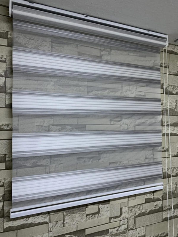 Gri Beyaz Geçişli Bambu Geniş Plise  Zebra Perde