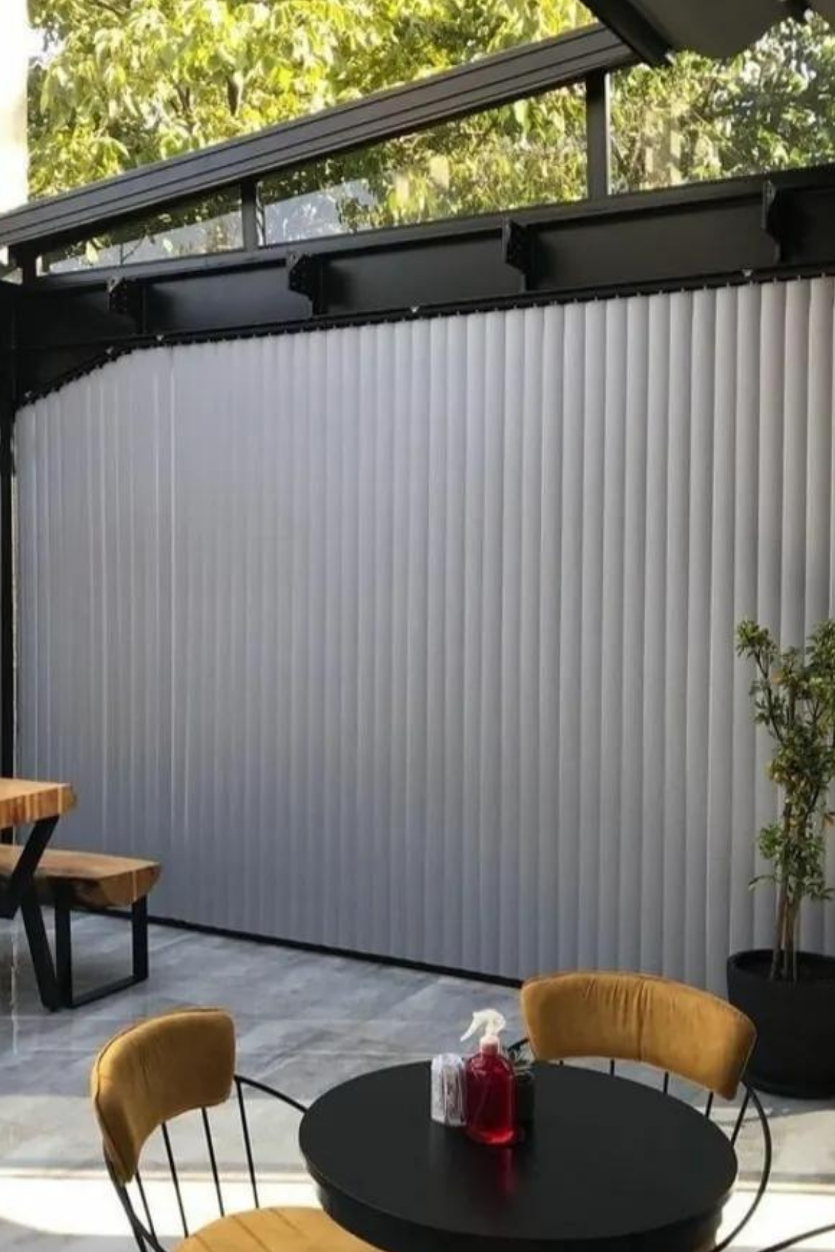 Pvc Dikey Perde Krem  Döndürülebilen Tam Açık Ya Da Tam Kapalı  Pvc Dikey