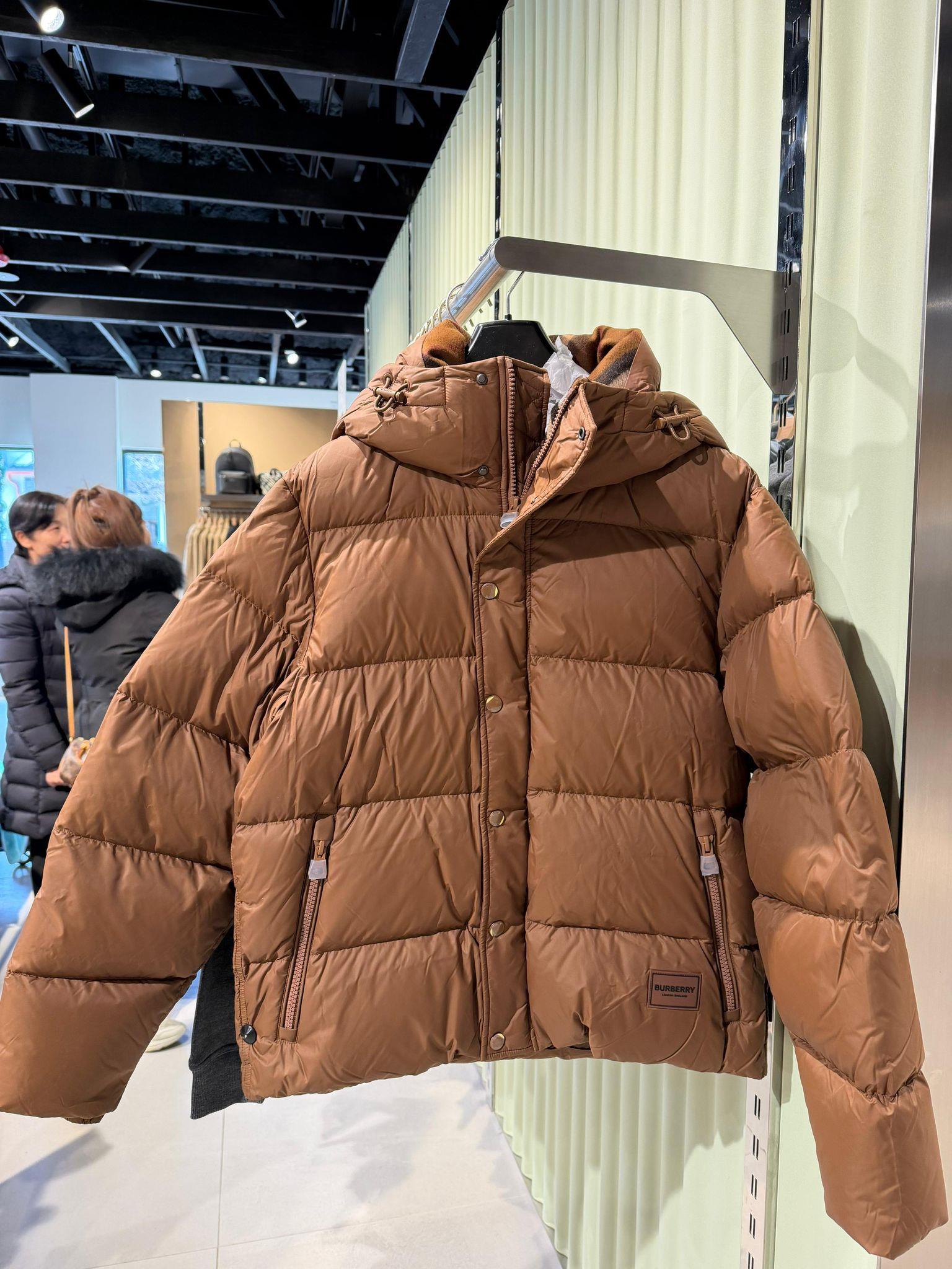 Burberry Erkek Mont