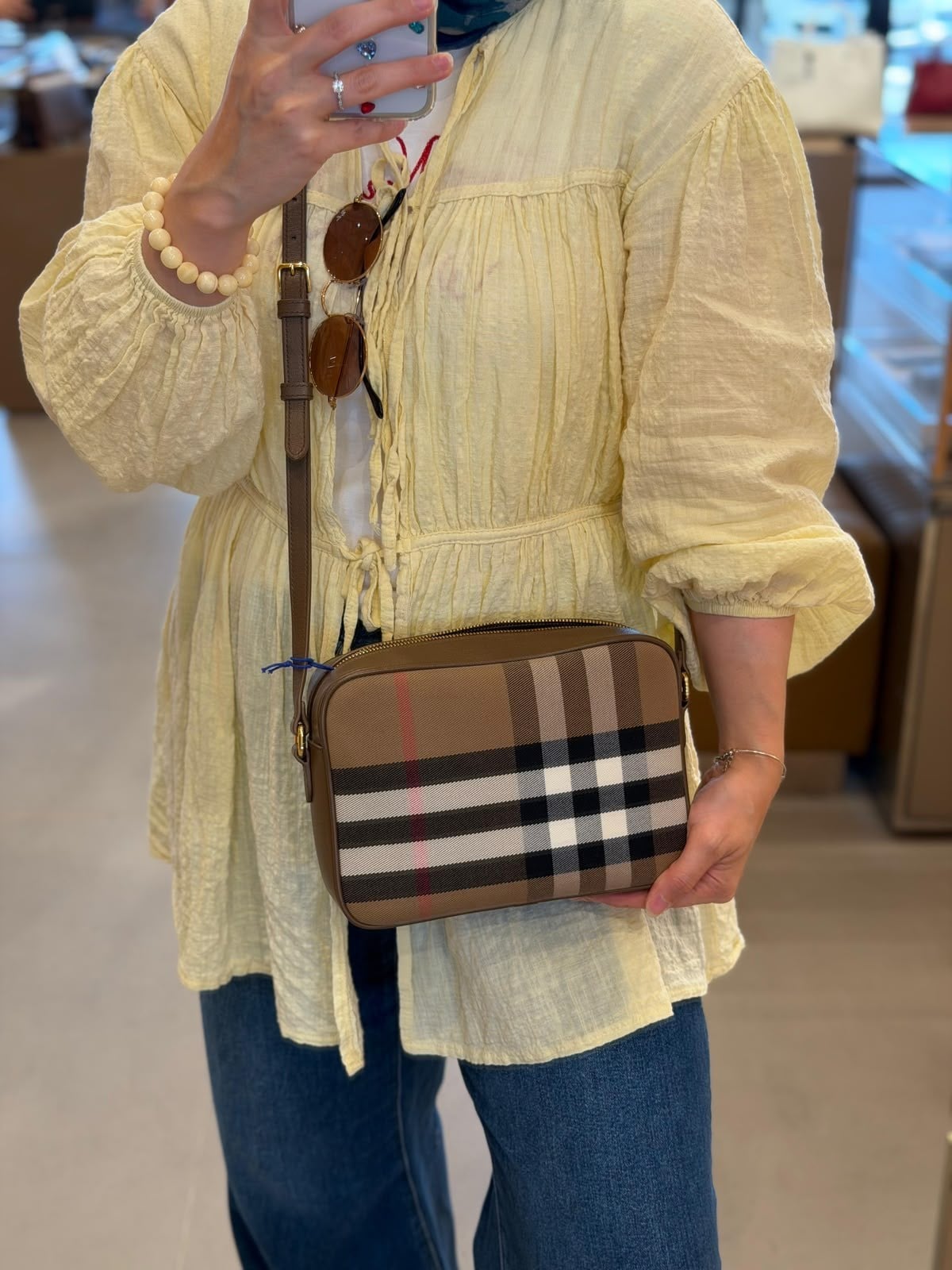Burberry Medium Camera Bag Çanta