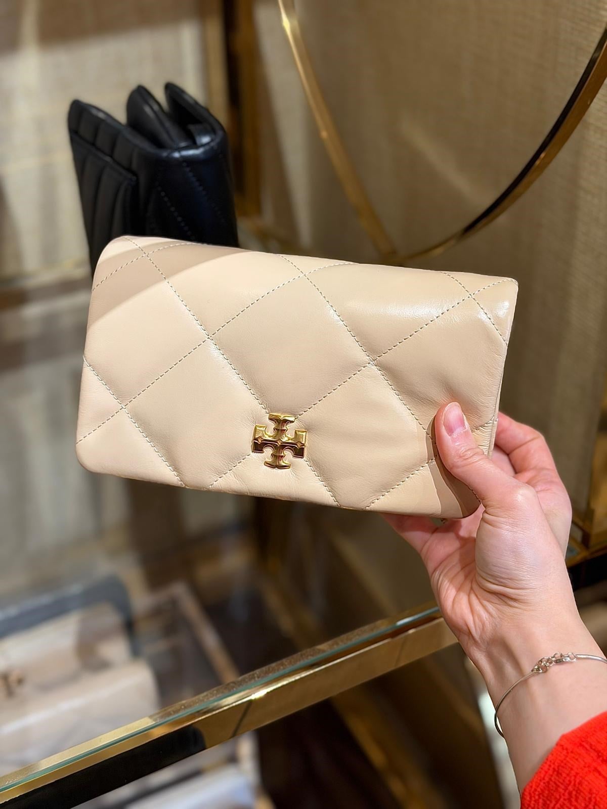 Tory Burch Kira Diamond Quilt Cüzdan Çanta