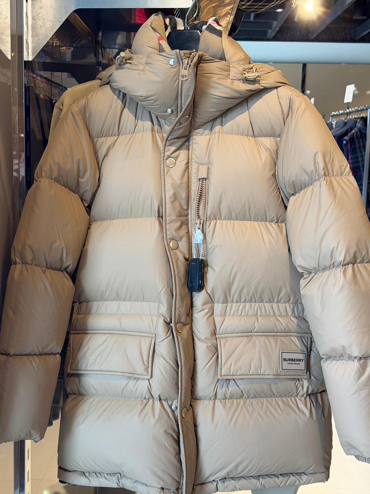 Burberry Erkek Mont