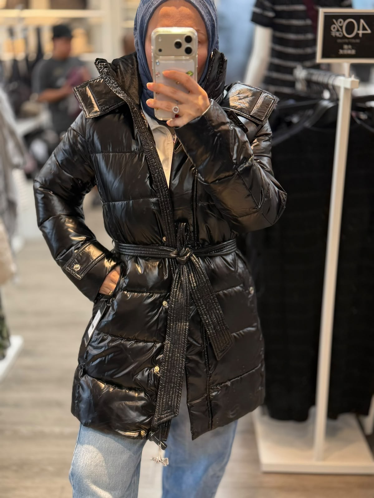 Karl Lagerfeld Mont