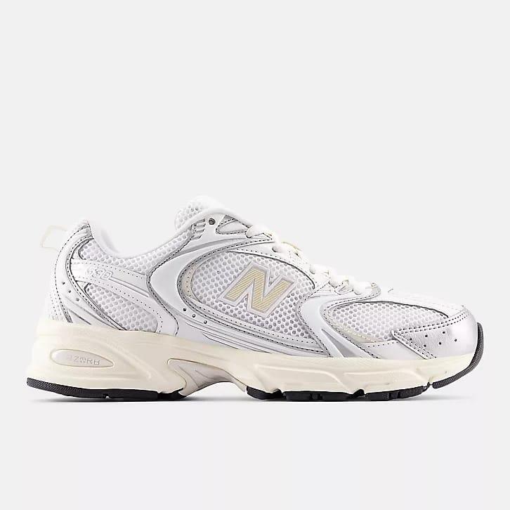 New Balance  530