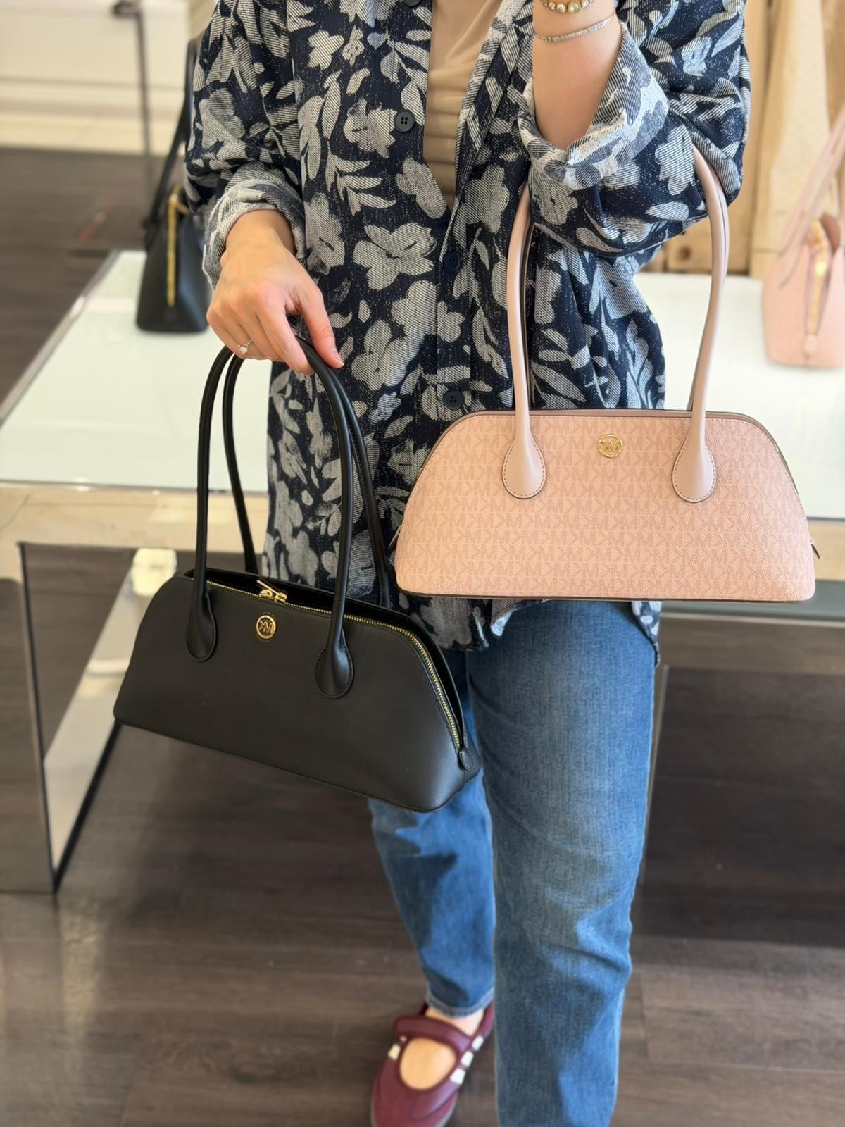 Michael Kors Petra Medium Çanta