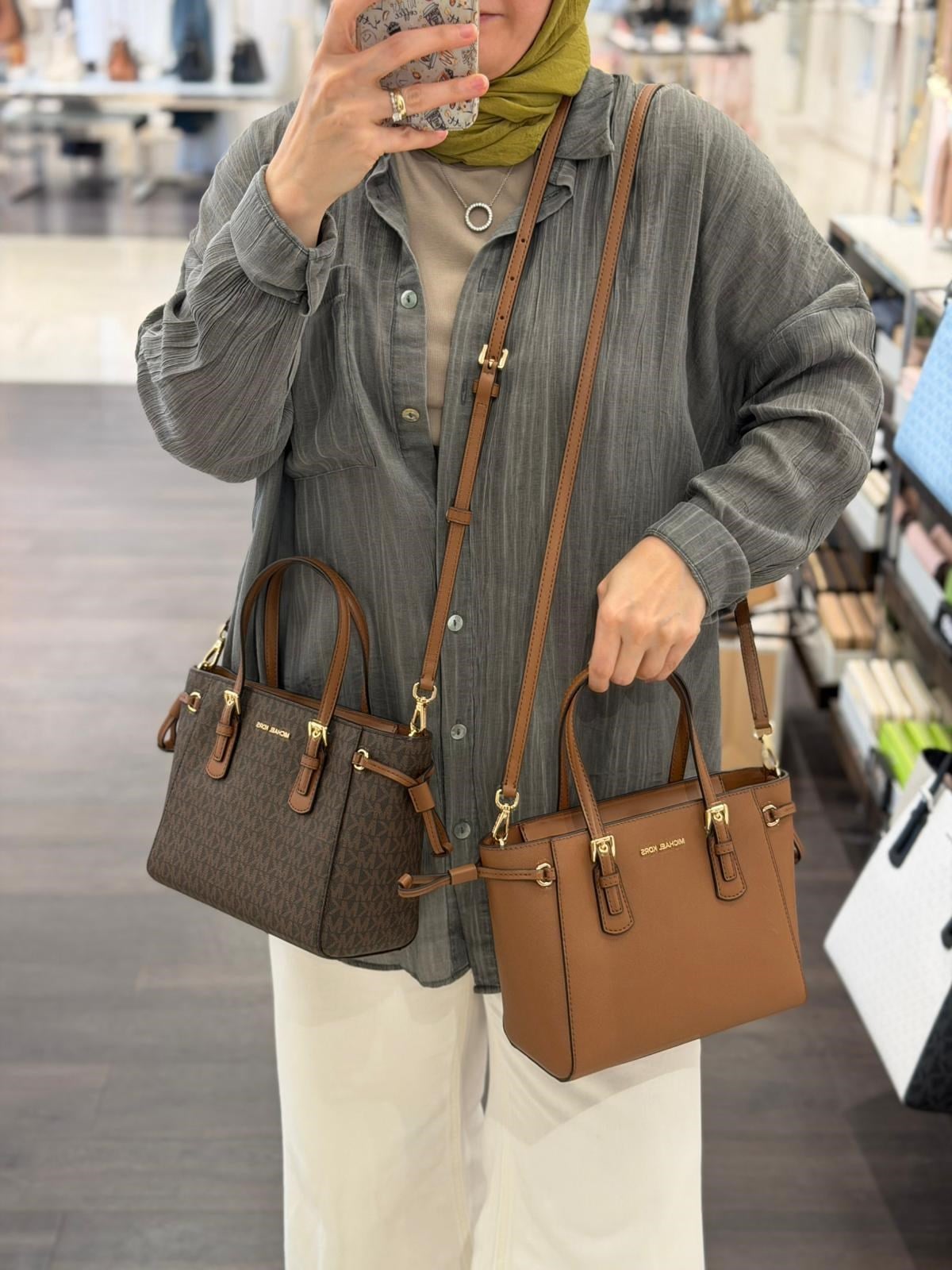 Micheal Kors Voyager Çanta
