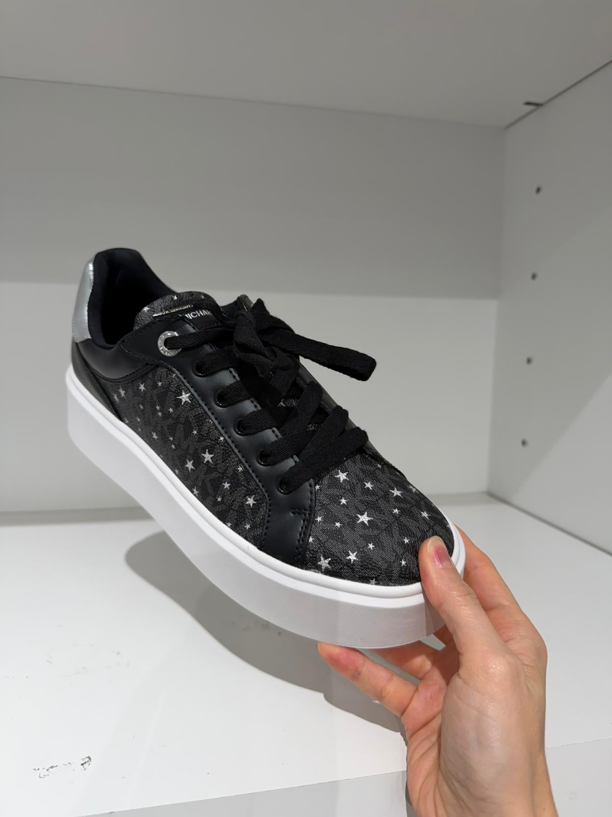 Micheal Kors Sneakers