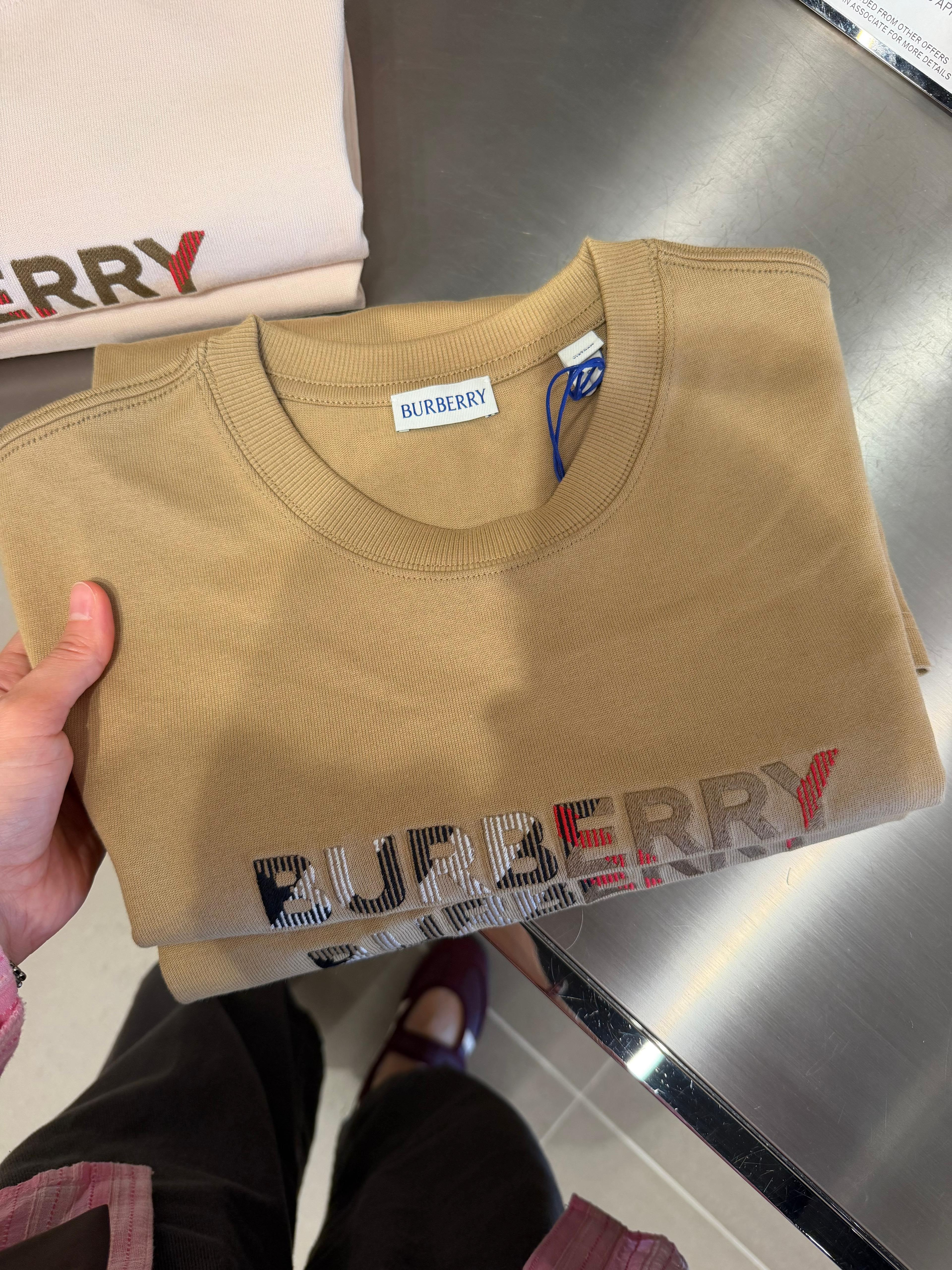 Burberry Tshirt
