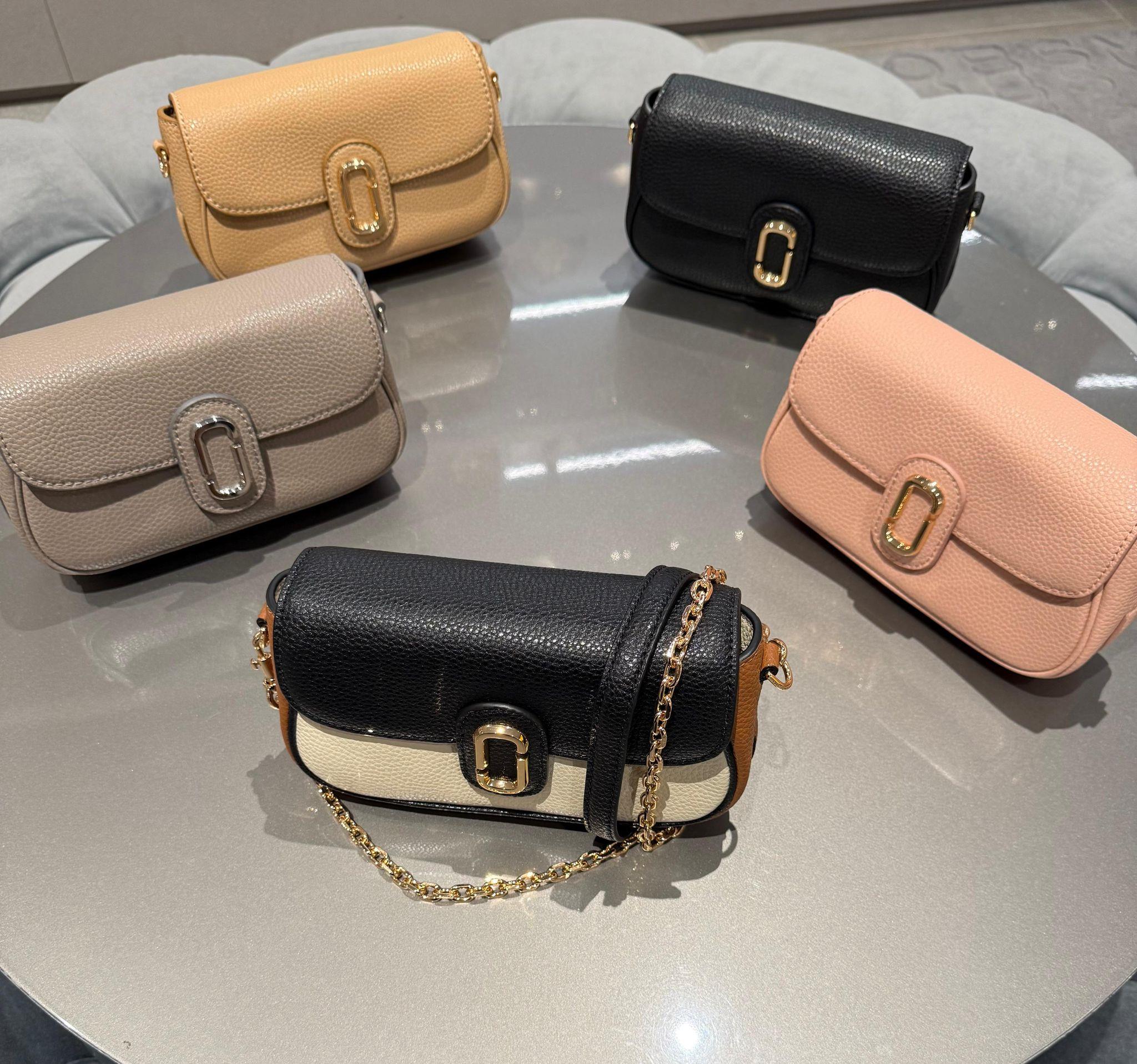 Marc Jacobs Çift Askılı Clover Çanta