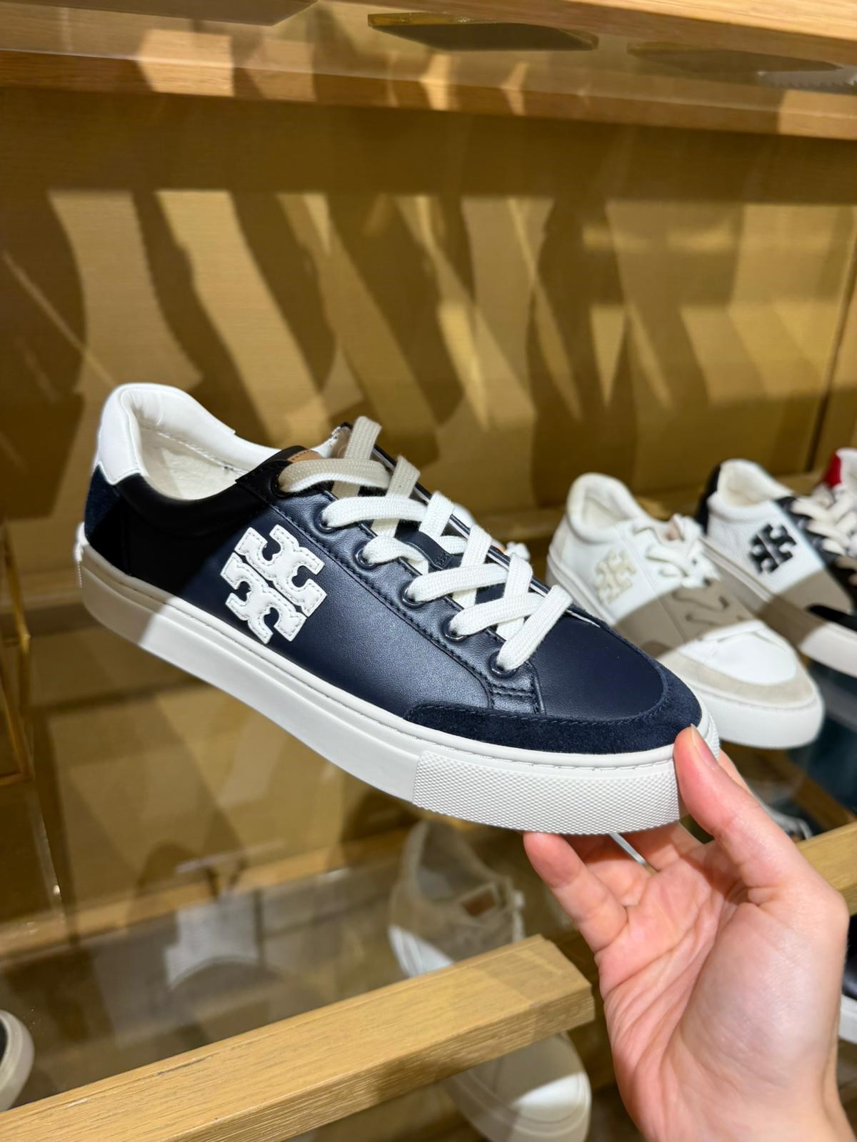 Tory Burch Sneakers