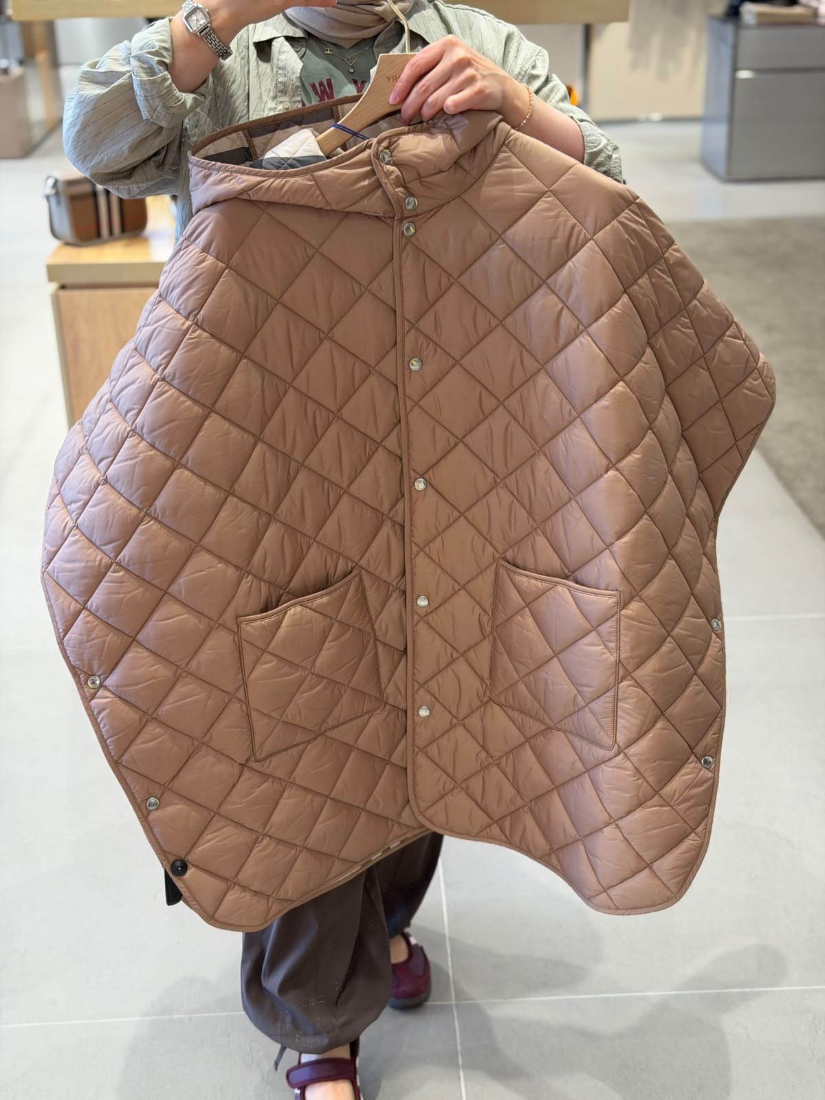 Burberry Pelerin Tarzı Mont